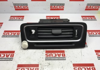 Grila Centrala Aer Bord Volvo S60 / V60 2011 COD 7430 000