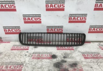 Grila centrala bara fata Skoda Roomster cod piesa : 5J0853677