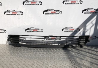 Grila centrala bara fata Toyota Corolla An 2011 2012 2013 cod 53112-12230