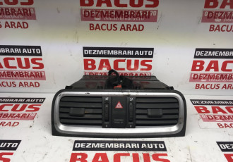 Grila centrala bord Skoda Fabia 2 cod: 5j0820951