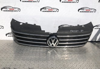 Grila centrala fata Volkswagen Passat B7 (2010-2014) 2.0 Motorina 2013, 3AA853653