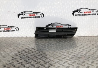Grila Inferioara Stanga Spoiler / Bara Fata VW Passat B6 2005 - 2010 Cod Piesa : 1TC 853 665 