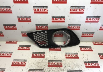 Grila Proiector Ceata Mercedes C Class W204 Cod A2048850253