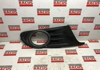 Grila Proiector Dreapta Vw Golf 6 