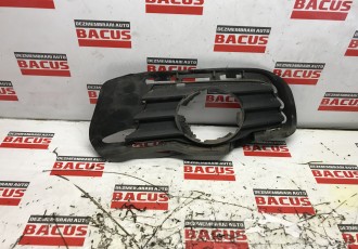 Grila proiector stanga cu ornament cromat MERCEDES C-Class W204 a2048850123