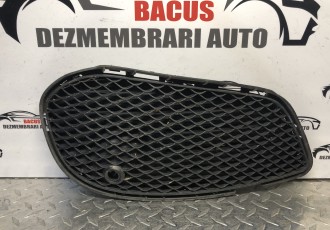 Grila Proiector Stanga Originala Mercedes-Benz C-Class AMG W205 COD A2058854023