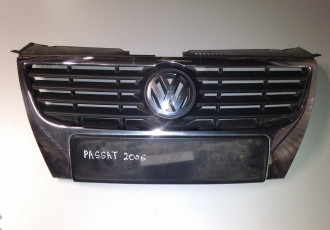 Grila  Radiator  Pentru VW PASSAT AN 2006