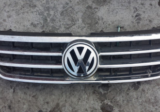 Grila radiator VW Touareg 7L 2005 SUV 2.5 tdi