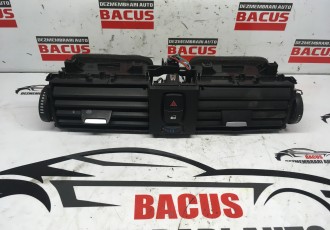 Grila Ventilatie Aer Bord Centrala BMW F30 / F31 COD 9218552 15