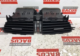 Grila Ventilatie Aer Bord Centrala Mercedes W204 Facelift Cod : A2048306054