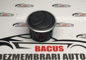 Grila Ventilatie Aer Bord Dacia Sandero 2 / Logan 2 Cod 8200212480