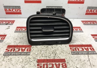 Grila Ventilatie Aer Bord Dreapta Vw Golf 6 Cod: 5K0819710D