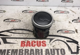 Grila Ventilatie Aer Bord Nissan Qashqai An 2012 COD : 68760JD10A