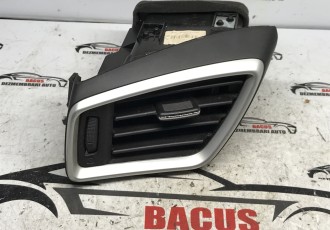 Grila Ventilatie Aer Bord Stanga Nissan Qashqai An 2017 Cod : 68761- 4EA0A / 687614EA0A