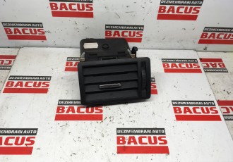 Grila Ventilatie Aer Dreapta Bord Ford Kuga/C Max Cod 3M51R018B08