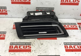 Grila Ventilatie Aer Peugeot 308 An 2019 cod: 1303818XZD