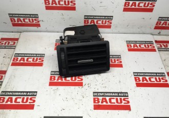 Grila Ventilatie Aer Stanga Bord Ford Kuga/C Max Cod 3M51R018B09