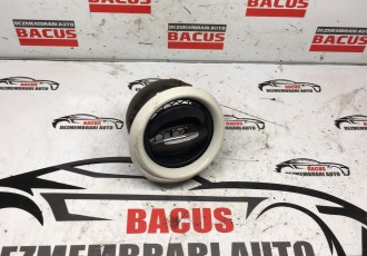 Grila Ventilatie Aerisire Bord Interior Dreapta / Stanga Am Renault Clio 4 2012-2020 687601310R 