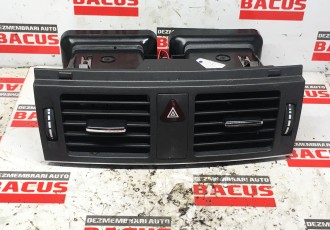 Grila ventilatie bord centrala MERCEDES C CLASS cod- A2048307354