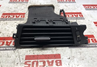 Grila Ventilatie Bord Dreapta BMW Seria 3 E90 / E91 Cod 14482110