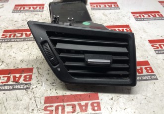 Grila Ventilatie Bord Dreapta BMW X1 E84 Cod 64222991234 