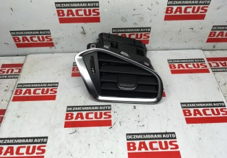 Grila ventilatie bord dreapta citroen c4 COD- 9676606977