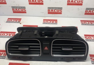 Grila ventilatie bord Golf 6 cod: 5k0819728