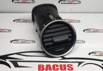 Grila ventilatie bord Mercedes C-class facelift (2011-2015) [w204] A2048306354
