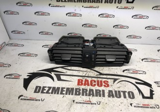 Grila ventilatie centrala 918474204 BMW X3 F25 [2010 - 2015]