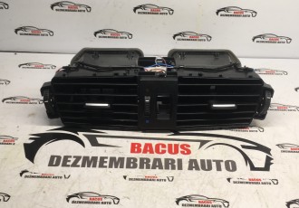GRILA VENTILATIE CENTRALA BMW X3 F25 - COD 918474310 - AN 2013