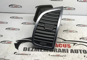 GRILA VENTILATIE DREAPTA AUDI Q7 AN 2008 cod- 4L0820902