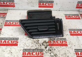 Grila ventilație dreapta Skoda Octavia 3 Break 1.6 Motorina 2014, 5E0819702C