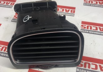 GRILA VENTILATIE GOLF 6