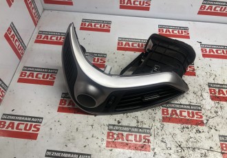 Gura ventilatie Hyundai IX35 cod: 97410 2s900