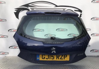 Haion Peugeot 208 2010 HATCHBACK cu defect