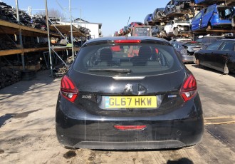 Haion Peugeot 208 Hatchback 5 usi 1.2 benzina An Fabricatie 2017