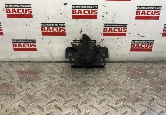  Inchizator capota motor Renault Captur 2013-, Clio 4 2012-, Trafic 3 2014-, Nissan Nv300 2016-, Fiat Talento 2016-, 656015563R