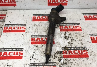 INJECTOARE BOSCH AUDI / VW / SKODA / SEAT 2.0 TDI COD 0445110369 SI 03L130277J