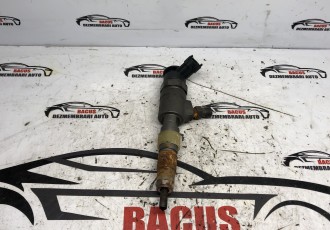 Injectoare Ford Fiesta / Kuga / Focus 1.5 / 1.6 cod cv6q9f593aa / 0445110489