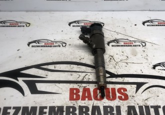 Injectoare Ford Fiesta / Kuga / Focus 1.5 / 1.6 cod cv6q9f593aa / 0445110489