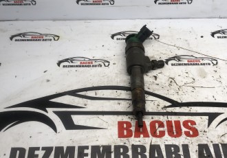 Injectoare Ford Fiesta / Kuga / Focus 1.5 / 1.6 cod cv6q9f593aa / 0445110489