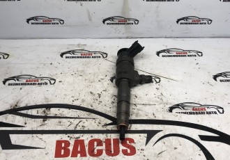 Injectoare Ford Fiesta / Kuga / Focus 1.5 / 1.6 cod cv6q9f593aa / 0445110489