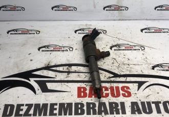 Injectoare Ford Fiesta / Kuga / Focus 1.5 / 1.6 cod cv6q9f593aa / 0445110489