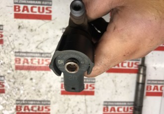 Injectoare Hyundai i30, 1.5 CRDI, cod 0445110320 