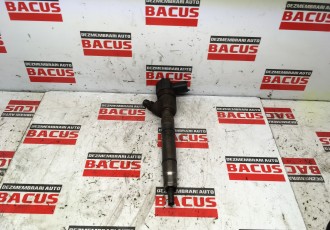Injectoare Hyundai I40 1.7 CRDI cod: 0445110411; 33800-2A800