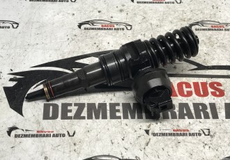 Injectoare VW Golf 5 1.9 tdi cod 038130073A  / 0414720215