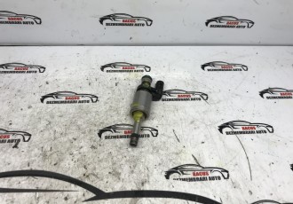 Injector 1.0 ECOBOOST FORD FOCUS 3 din 2013 cod DM5G-9F593-AA