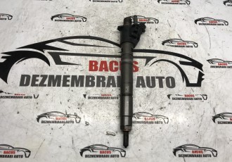 Injector 2.4 D5 Volvo XC60 MK1 2008-2017 2.4 D5 cod- 31272690 0445116016