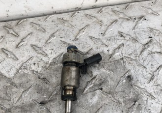 Injector Audi A4 B8 1.8 TFSI Benzina Cod 06H906036H