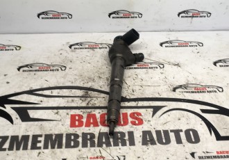 Injector AUDI A4 B8  2.0 tdi 03l130277j 0445110369 